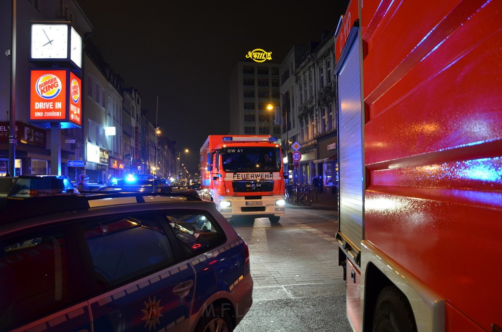 Feuer2Y Koeln Ehrenfeld Venloerstr P023.JPG